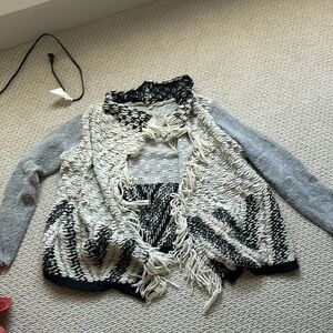 Anthropologie sweater size small